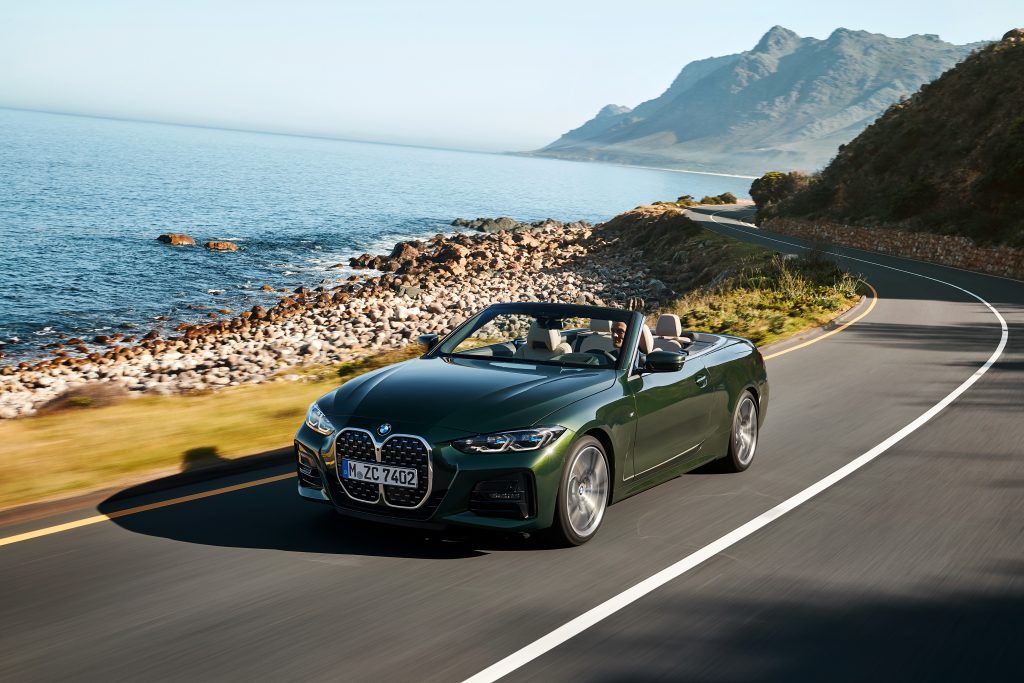 P90400389 highRes the all new bmw 4 se