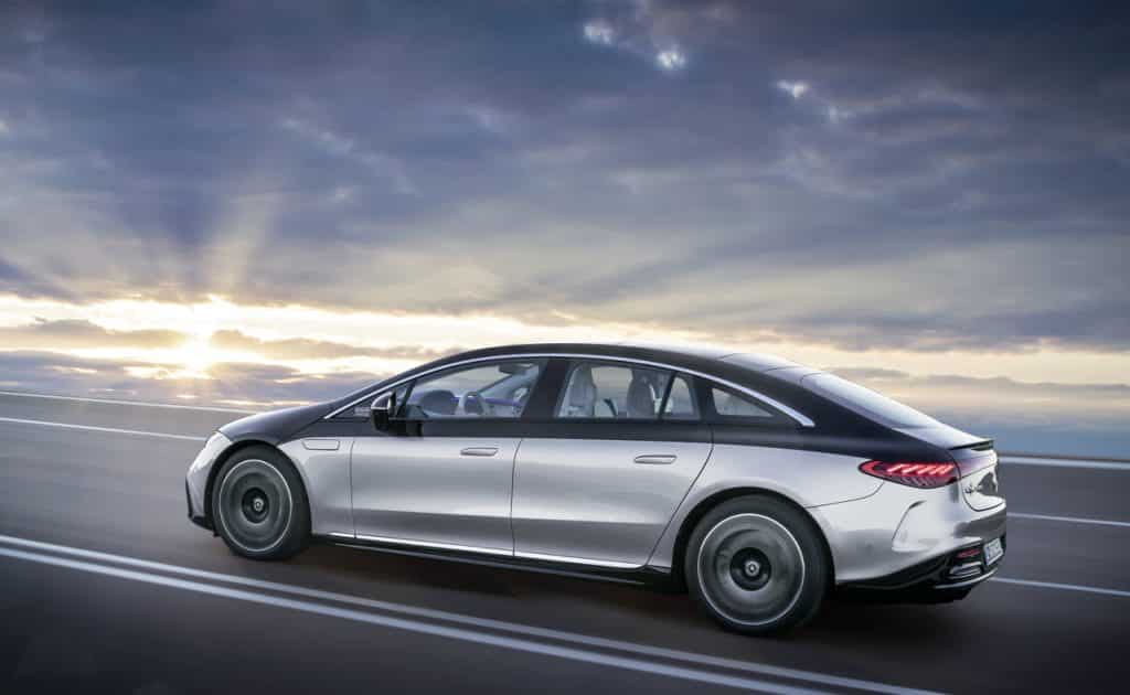 mercedes eqs 4