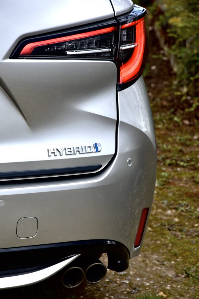 toyota corolla ts hybride 6