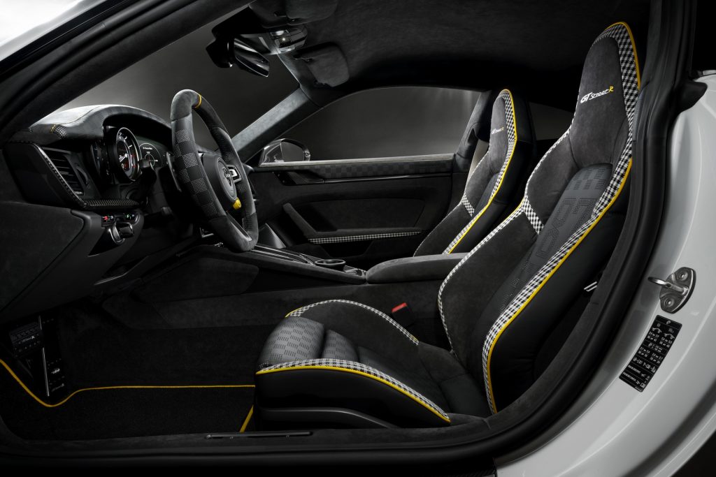2021 TECHART GTstreet R 15