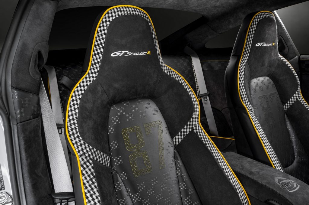 2021 TECHART GTstreet R 22