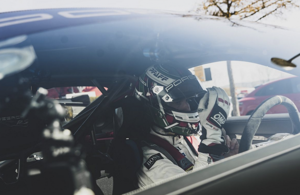 porsche gt2 rs nurburgring 9