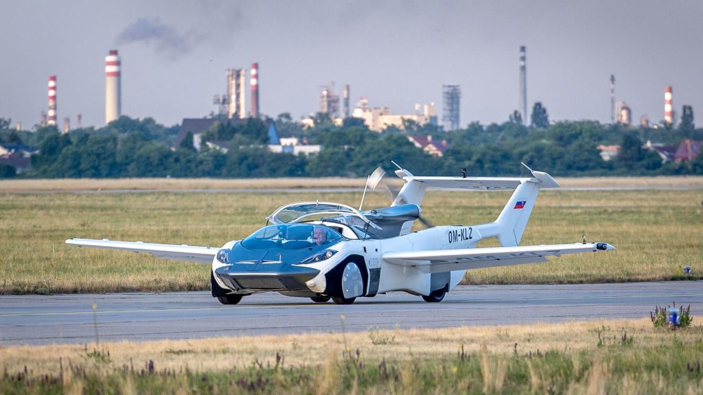AirCar atterit
