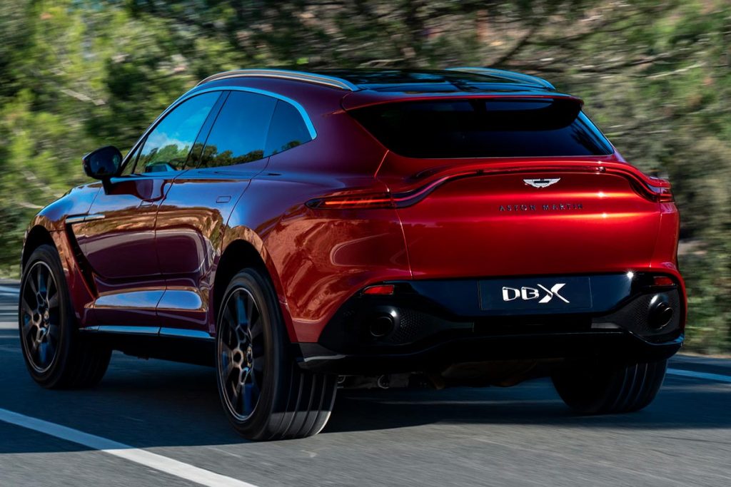 Aston Martin DBX 2