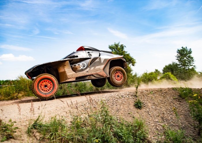 Audi RS Q e tron Dakar 3