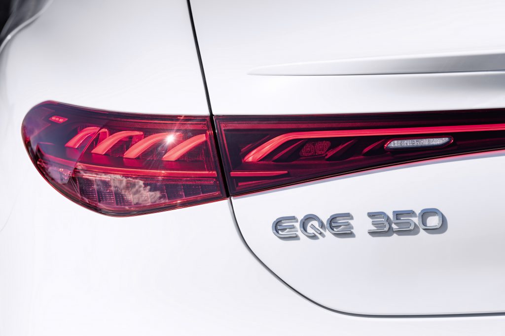 mercedes eqe 2