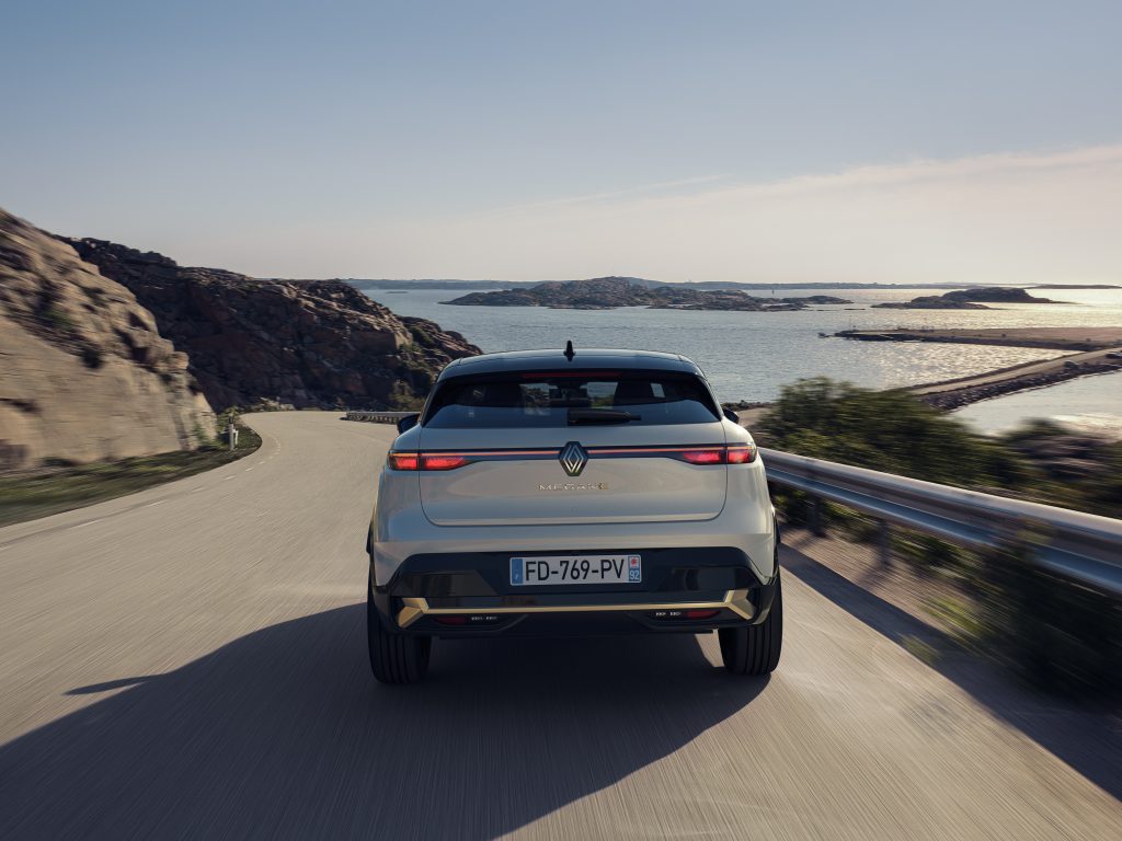 Renault Mégane E-Tech : toutes les infos sur la compacte électrique renault megane electrique