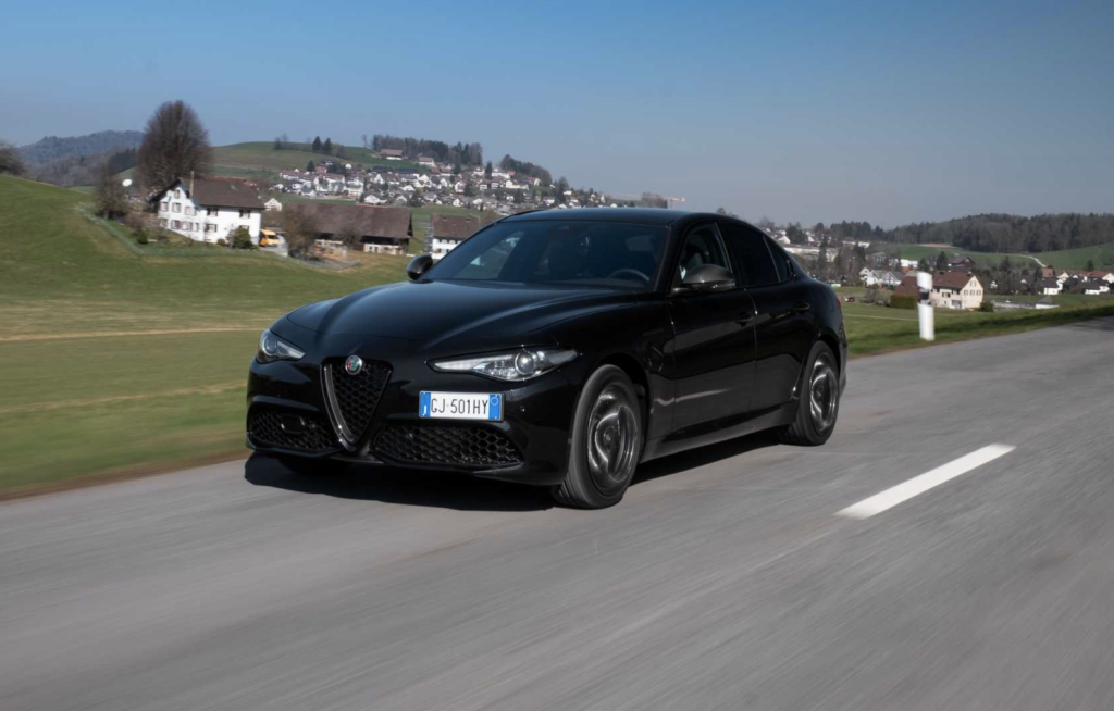 alfa romeo estrema 3