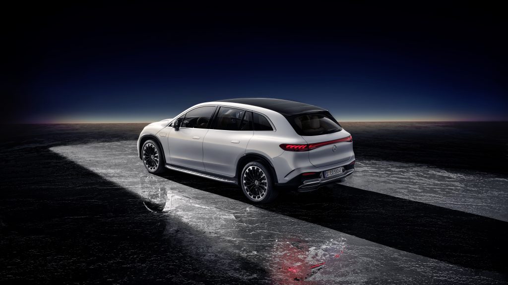 mercedes eqs suv 5