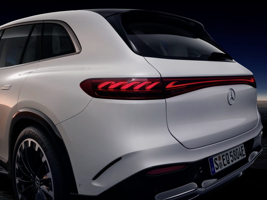mercedes eqs suv 6