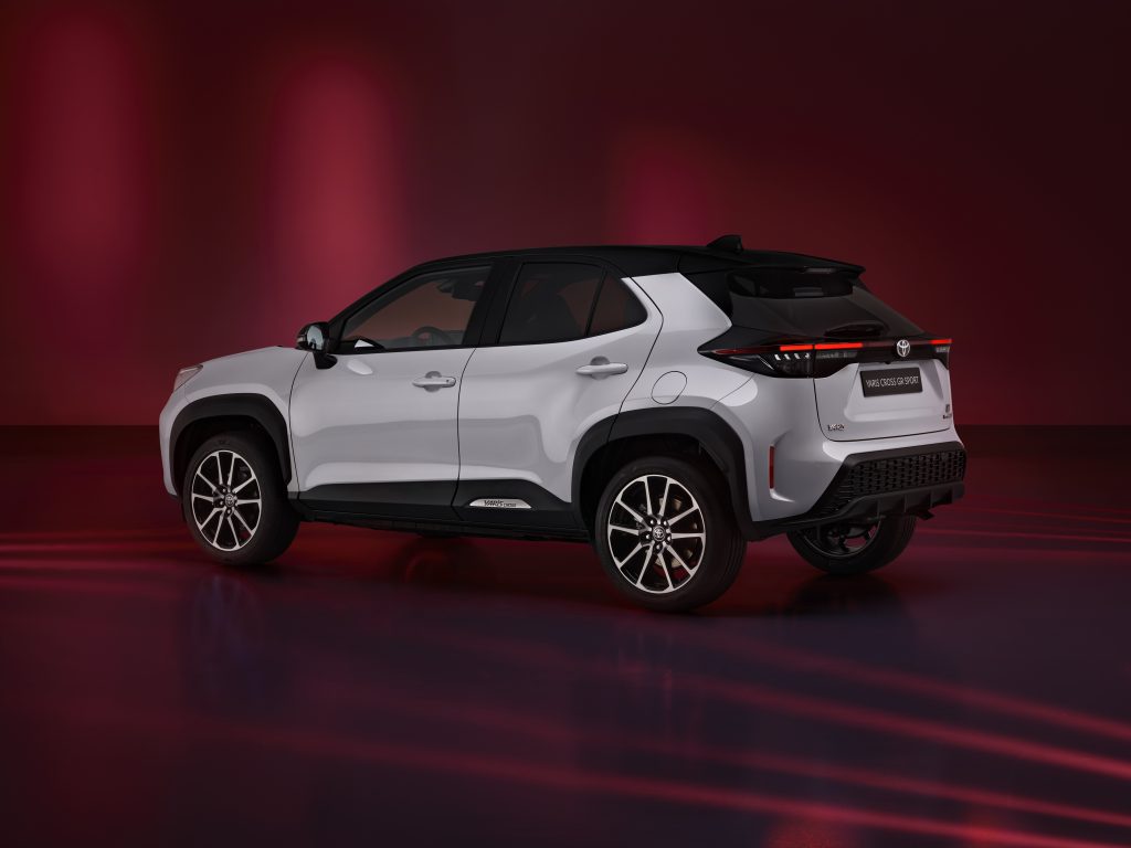 toyota yaris cross