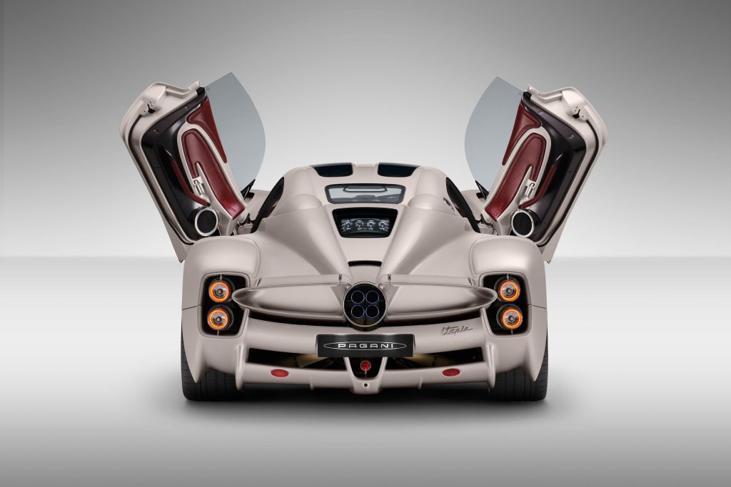 Pagani Utopia 6