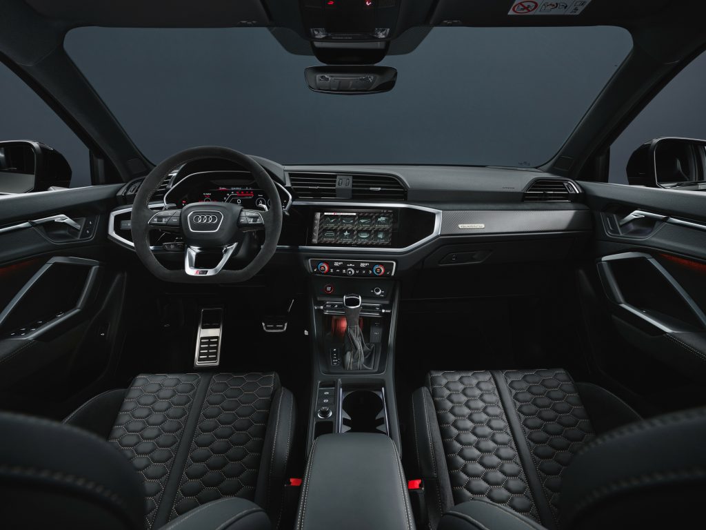 audi rs q3 4