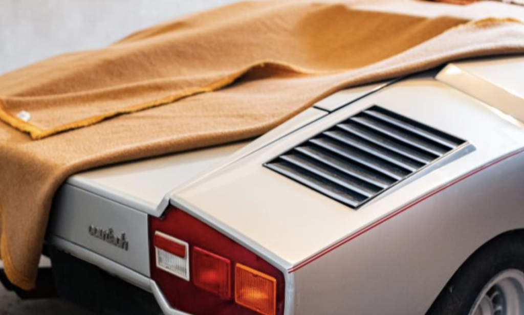 lamborghini countach 4
