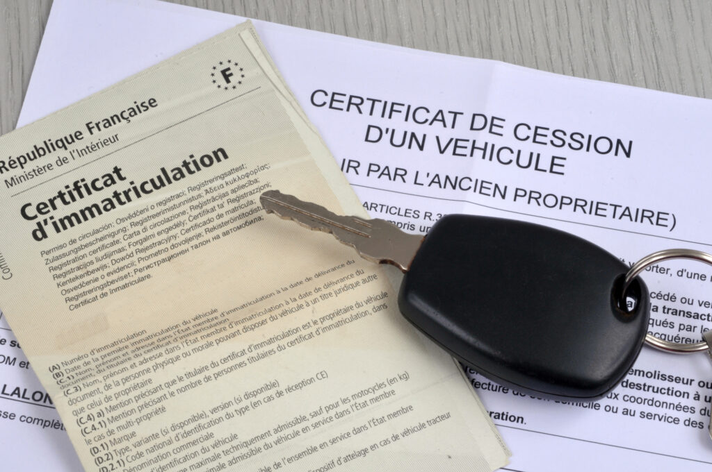Hausse des prix de la carte grise en 2025 : voici les tarifs dans votre région carte grise prix