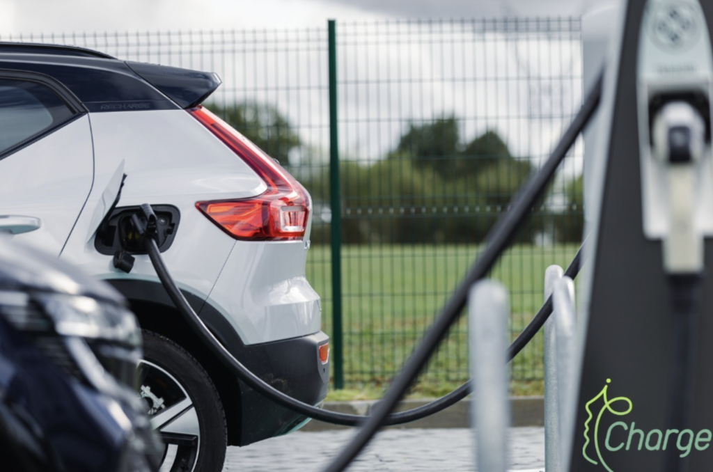 Voiture électrique : top 10 des réseaux de recharge les moins chers en France recharge voiture électrique