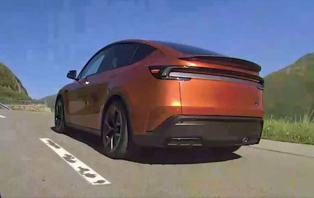 Plus de 500 ch, kit aéro… Le nouveau Tesla Model Y Performance (2025) arrive, voici ce que l'on sait Tesla Model Y Performance (2025)