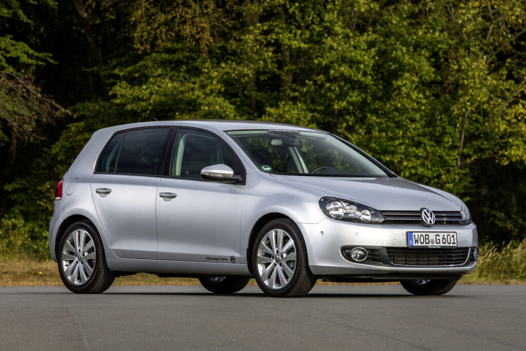 Une jeune automobiliste achète une Volkswagen Golf chez un professionnel et découvre qu’elle est équipée d’un airbag Takata non remplacé Volkswagen Takata