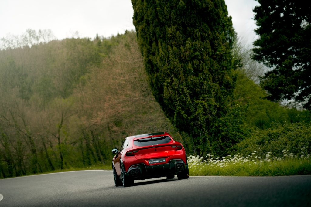 Le Ferrari Purosangue devient plus agile avec cette nouvelle version spéciale, on vous explique pourquoi Ferrari Purosangue HANDLING SPECIALE