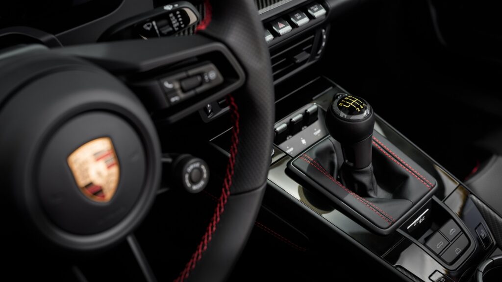 Plus de 500 ch, un poids contenu et un prix salé... Nouvelle Porsche 911 GT3 S/C (2026), ce qu'il faut savoir sur la première GT3 cabriolet de l'histoire Porsche 911 GT3 S/C Cabriolet (2026)