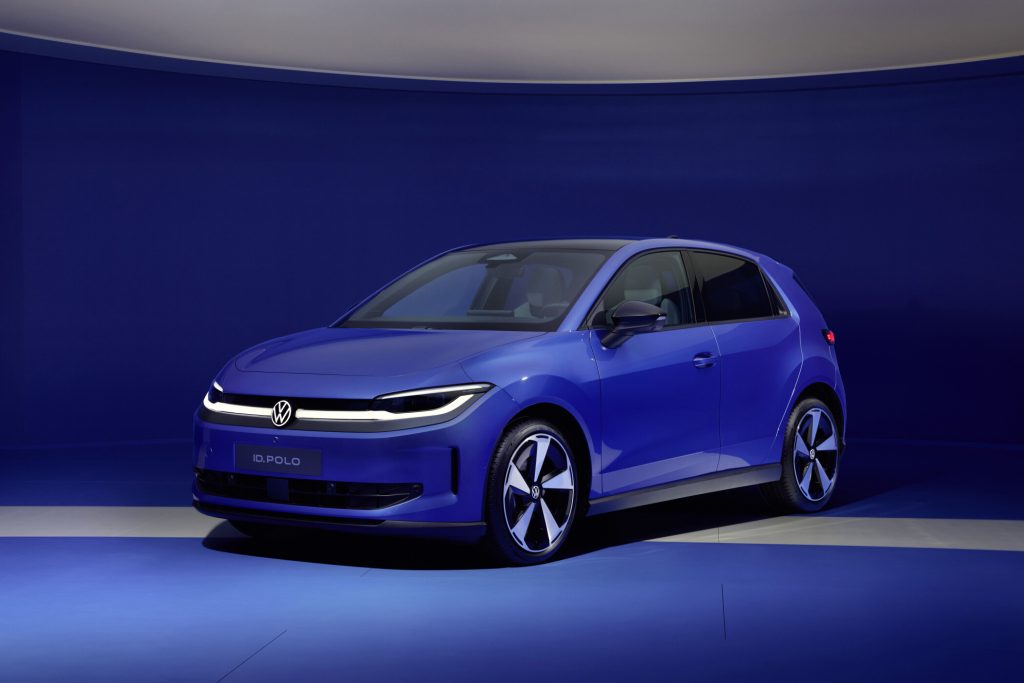 Plus de 450 km d'autonomie, moins de 25 000 €… Comment la nouvelle Volkswagen ID.Polo (2026) compte détrôner la Renault 5 électrique ? Volkswagen ID.Polo 2026