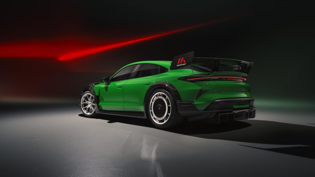 Porsche Taycan Turbo GT Kit Manthey record Nürburgring